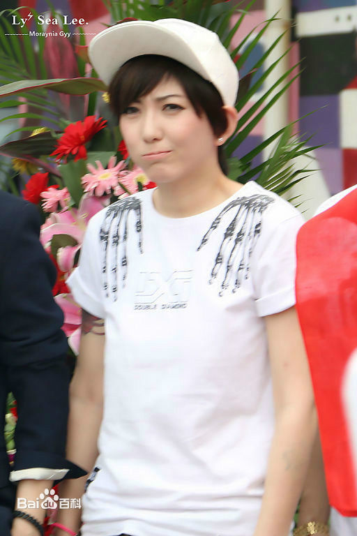 最全刘忻(Moraynia（中文音译：莫莱妮亚）)在2015.5.28《热舞之灵》开机发布会中的壁纸