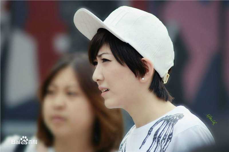 最全刘忻(Moraynia（中文音译：莫莱妮亚）)在2015.5.28《热舞之灵》开机发布会中的壁纸