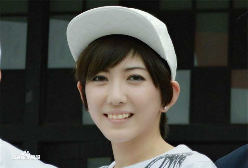 最全刘忻(Moraynia（中文音译：莫莱妮亚）)在2015.5.28《热舞之灵》开机发布会中的壁纸