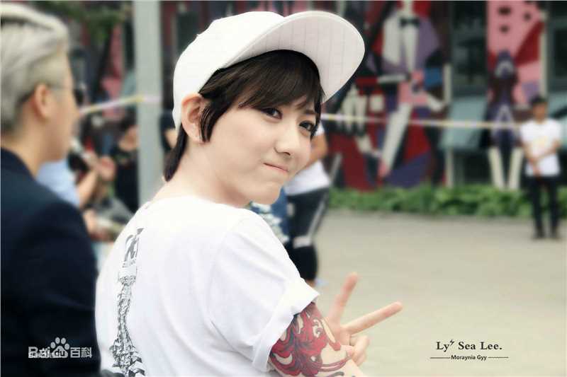 最全刘忻(Moraynia（中文音译：莫莱妮亚）)在2015.5.28《热舞之灵》开机发布会中的壁纸