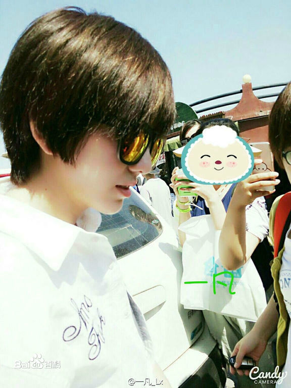 精选刘忻(Moraynia（中文音译：莫莱妮亚）)在《热舞之灵》片场照中的图册