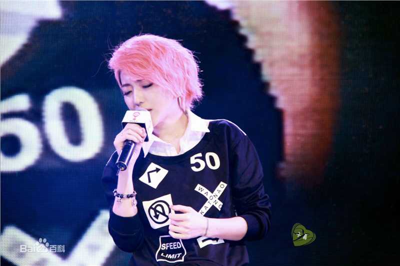 刘忻(Moraynia（中文音译：莫莱妮亚）)2014.12.20福建南平歌友会生活照