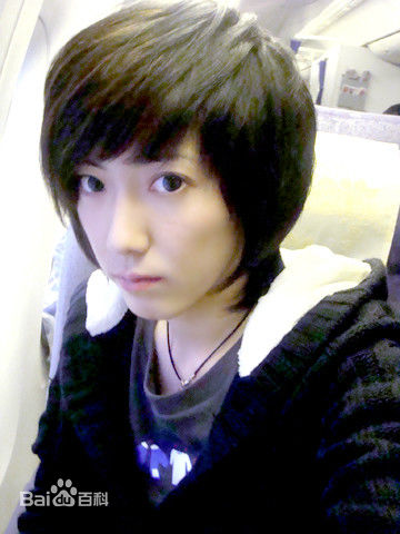 刘忻(Moraynia（中文音译：莫莱妮亚）)生活照（2007.1.20-2011.4.1）壁纸壁纸