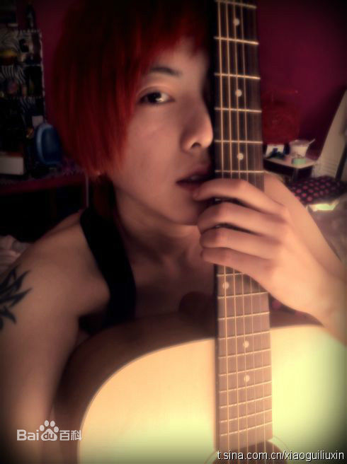 刘忻(Moraynia（中文音译：莫莱妮亚）)生活照（2007.1.20-2011.4.1）壁纸壁纸