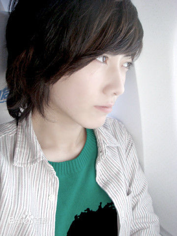 刘忻(Moraynia（中文音译：莫莱妮亚）)生活照（2007.1.20-2011.4.1）壁纸壁纸