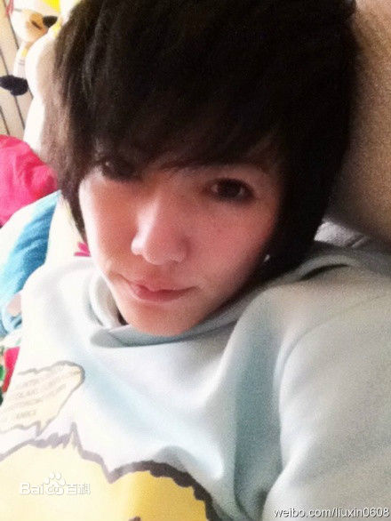 刘忻(Moraynia（中文音译：莫莱妮亚）)生活照（2011.4.4-2011.12.31）图片图册