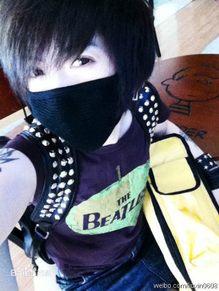 刘忻(Moraynia（中文音译：莫莱妮亚）)生活照（2011.4.4-2011.12.31）图片图册