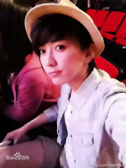 刘忻(Moraynia（中文音译：莫莱妮亚）)生活照（2011.4.4-2011.12.31）图片图册