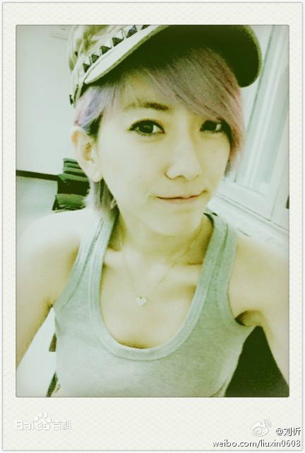 刘忻(Moraynia（中文音译：莫莱妮亚）)生活照（2012.1.1-2012.12.31）图片图集