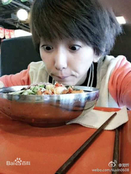 刘忻(Moraynia（中文音译：莫莱妮亚）)生活照（2012.1.1-2012.12.31）图片图集