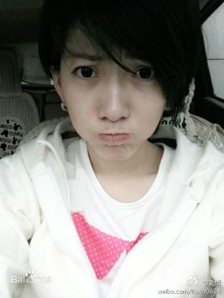 刘忻(Moraynia（中文音译：莫莱妮亚）)生活照（2012.1.1-2012.12.31）图片图集