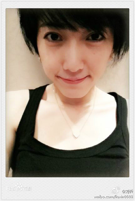 刘忻(Moraynia（中文音译：莫莱妮亚）)生活照（2012.1.1-2012.12.31）图片图集