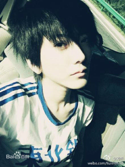 刘忻(Moraynia（中文音译：莫莱妮亚）)生活照（2012.1.1-2012.12.31）图片图集