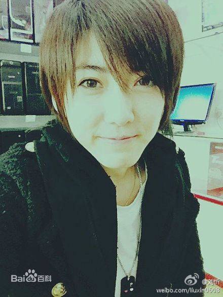 刘忻(Moraynia（中文音译：莫莱妮亚）)生活照（2012.1.1-2012.12.31）图片图集