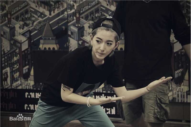 刘忻(Moraynia（中文音译：莫莱妮亚）)生活照（2015.1.1-2015.12.31）图册