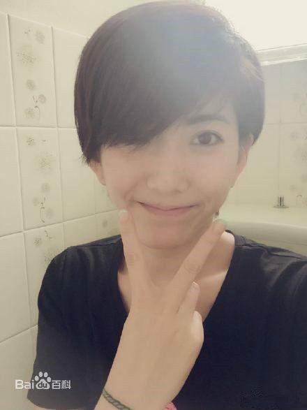 刘忻(Moraynia（中文音译：莫莱妮亚）)生活照（2015.1.1-2015.12.31）图册