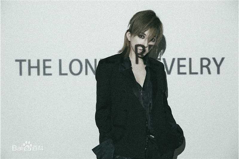 最新刘忻(Moraynia（中文音译：莫莱妮亚）)性感图片