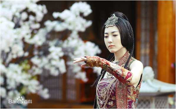 最新刘忻(Moraynia（中文音译：莫莱妮亚）)性感图片