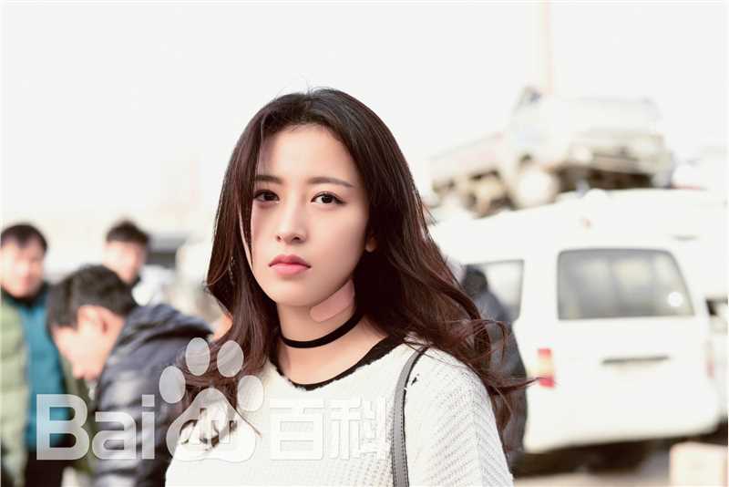 最新周雨彤(Zhou Yutong)在《寒武纪》唐印中的图集