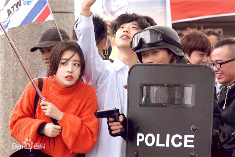 最新周雨彤(Zhou Yutong)在《寒武纪》唐印中的图集