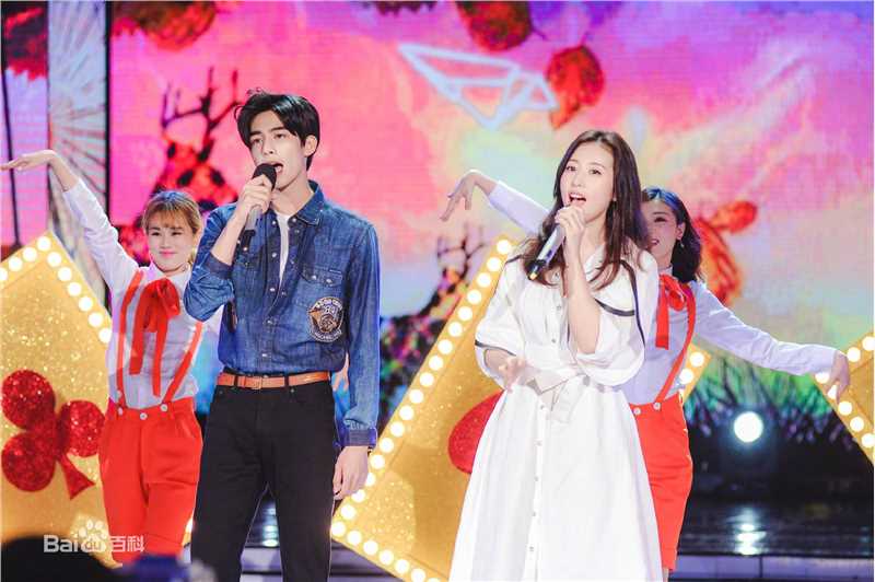 最全周雨彤(Zhou Yutong)在《快乐大本营》中的壁纸