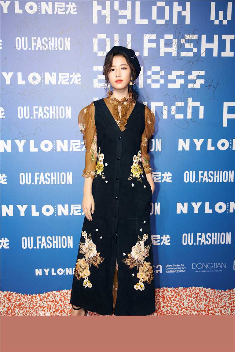 周雨彤(Zhou Yutong)活动照图册