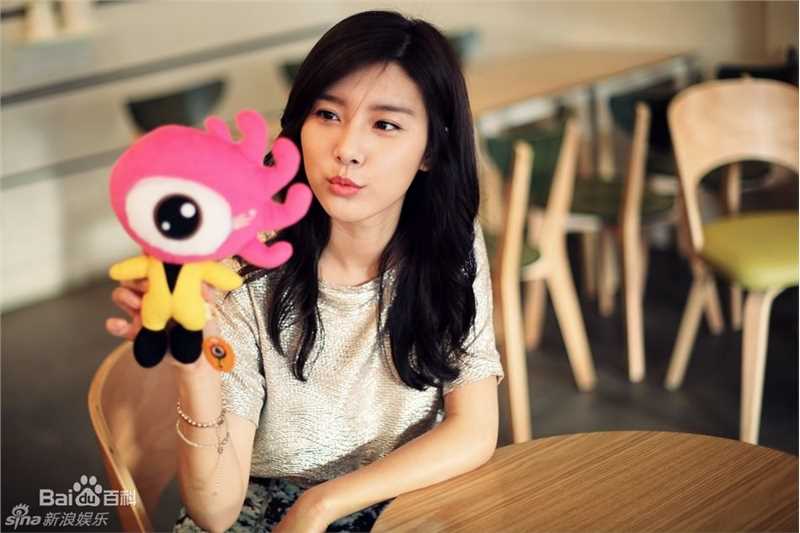 最新金素恩(Kim So Eun)精彩图册