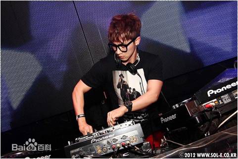 高清张佑赫(Jang WooHyuk)性感图片