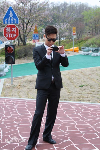 千明勋()生活照图片图集