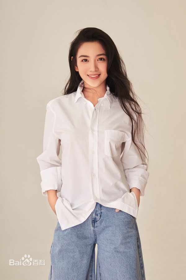 最优质代露娃生活照