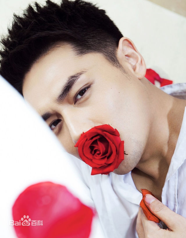 最优质霍政谚生活照