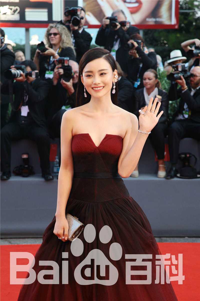 尚语贤威尼斯红毯生活照