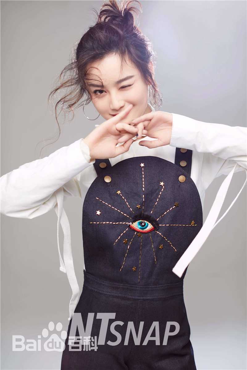 最优质尚语贤在《NTsnap》时尚大片中的相册