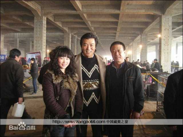 张佩华(Zhang Pei Hua)生活照壁纸壁纸