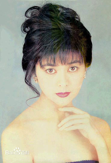 关之琳(Rosamund Kwan)前后照片