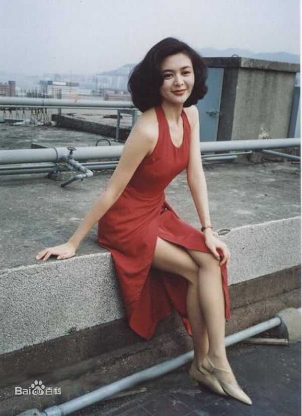 关之琳(Rosamund Kwan)前后照片