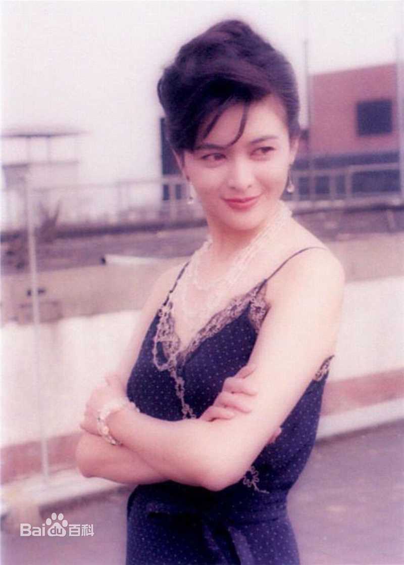 高清关之琳(Rosamund Kwan)图片