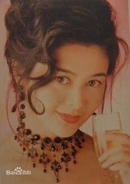 最新关之琳(Rosamund Kwan)精彩图册