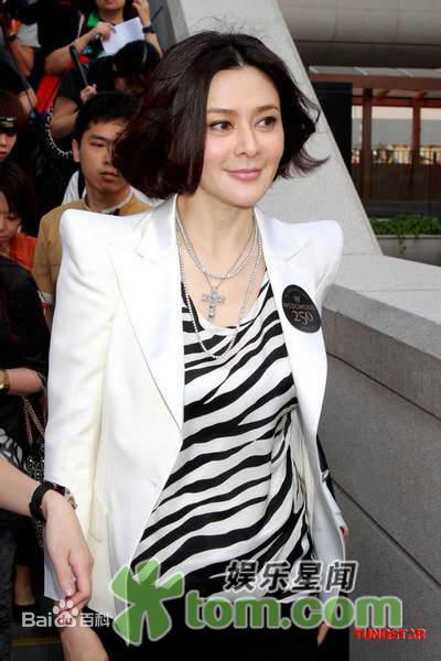 最新关之琳(Rosamund Kwan)精彩图册