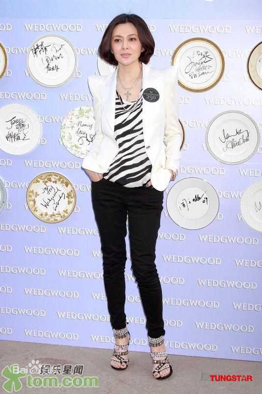 最新关之琳(Rosamund Kwan)精彩图册