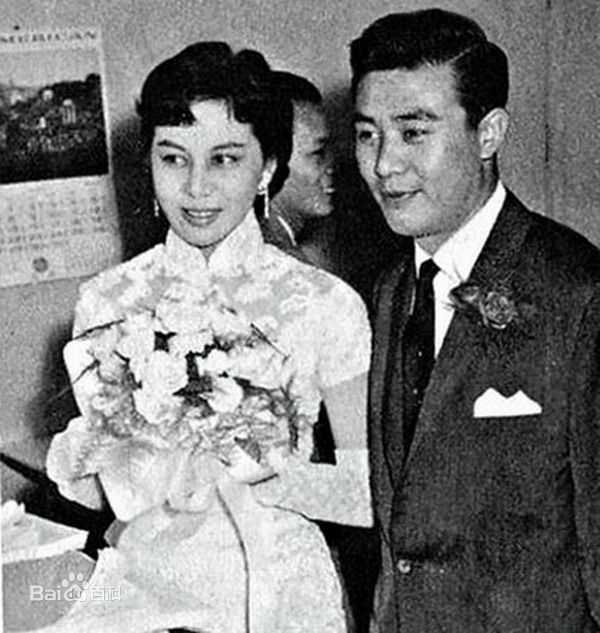 高清关之琳(Rosamund Kwan)图片