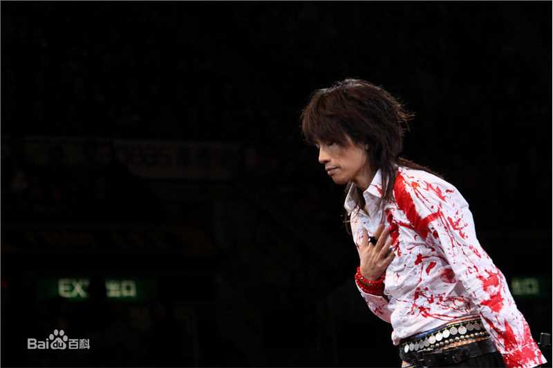 黄子华(Dayo Wong/Wong Tze Wah)栋笃笑现场照性感图片壁纸