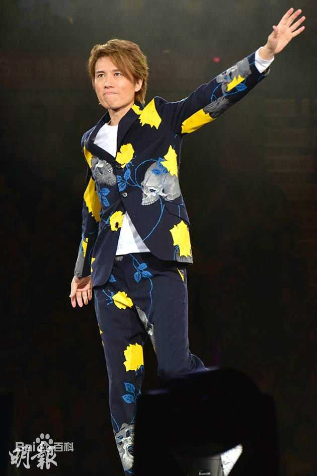 黄子华(Dayo Wong/Wong Tze Wah)栋笃笑现场照性感图片壁纸