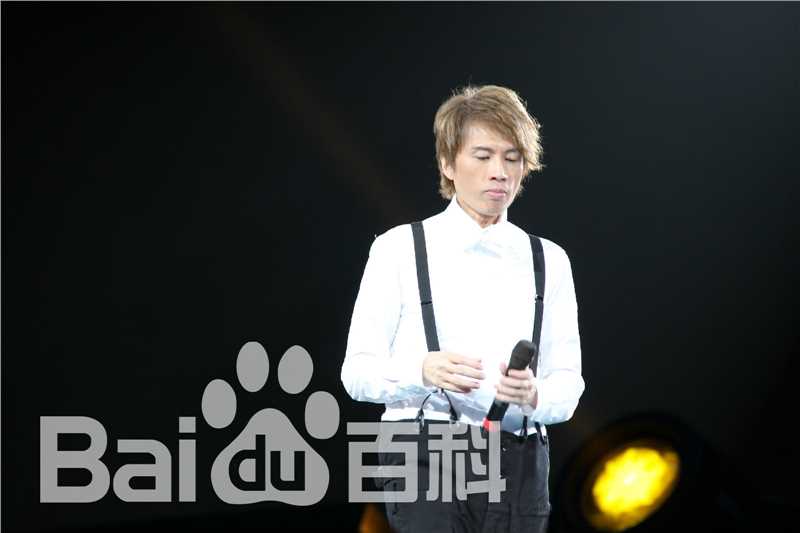 黄子华(Dayo Wong/Wong Tze Wah)栋笃笑现场照性感图片壁纸