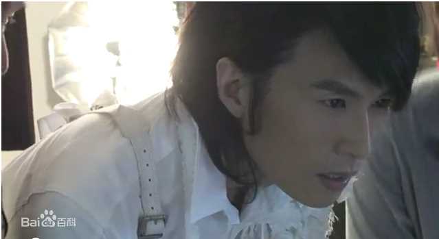 黄子华(Dayo Wong/Wong Tze Wah)的舞台剧性感图片图集