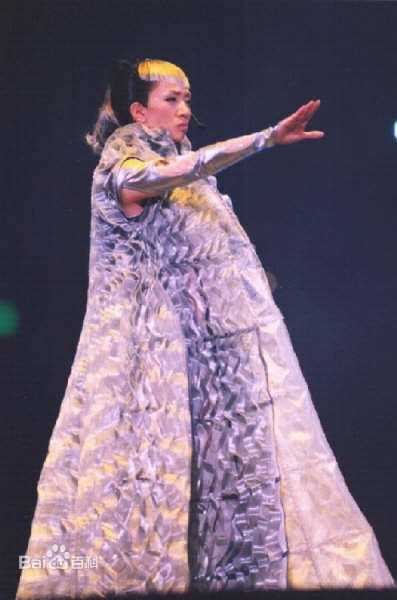 梅艳芳(Anita Mui，アニタ ·ムイ)百变舞台形象素颜照相册