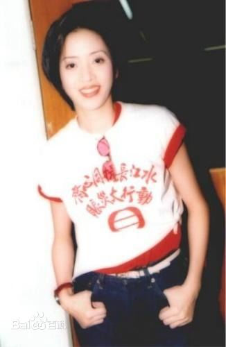 梅艳芳(Anita Mui，アニタ ·ムイ)生活照壁纸壁纸