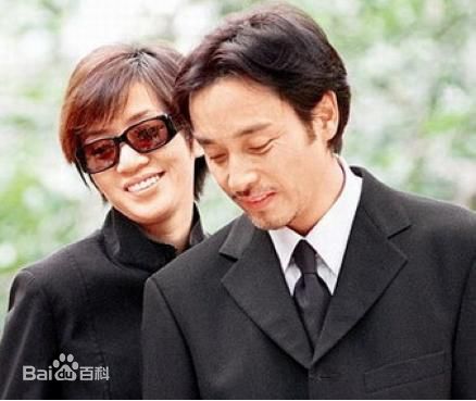 梅艳芳(Anita Mui，アニタ ·ムイ)与好友图集图片图册