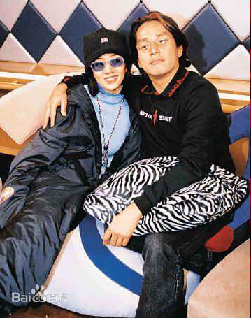 梅艳芳(Anita Mui，アニタ ·ムイ)与好友图集图片图册