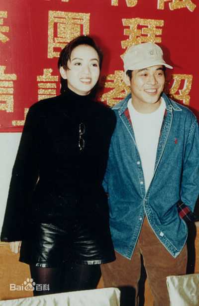 梅艳芳(Anita Mui，アニタ ·ムイ)与好友图集图片图册